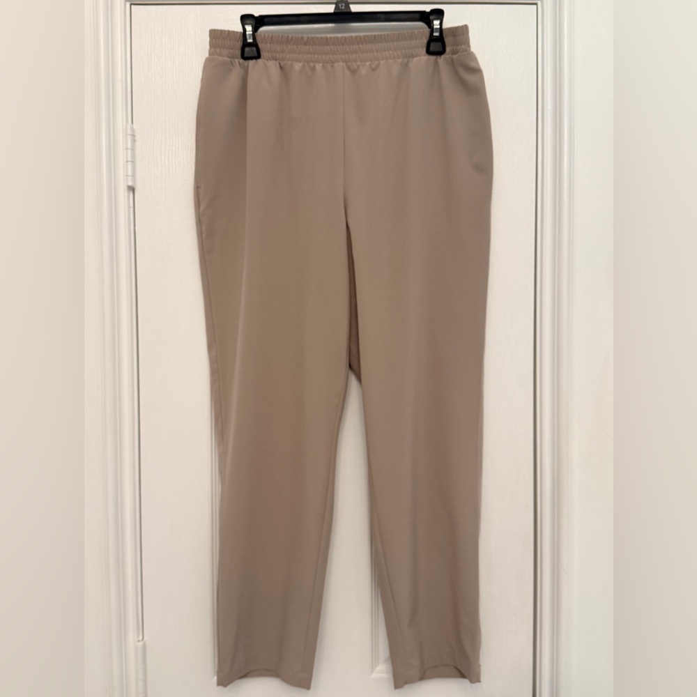 Simply Vera Vera Wang Women’s Beige Wide Leg Light Weight Pants- Size M - Picture 1 of 7